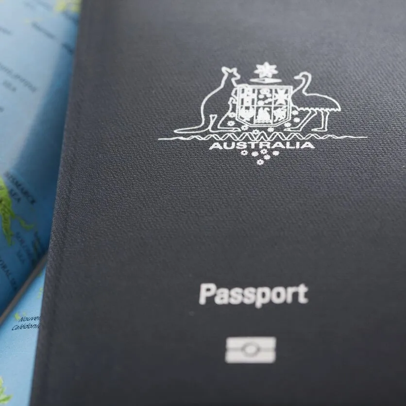 Avstralska aplikacija za fotografiranje potnega lista: Kako narediti fotografijo doma