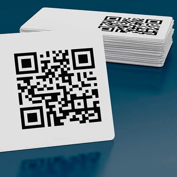 Визитная карточка с QR-кодом (vCard): как сделать и использовать?